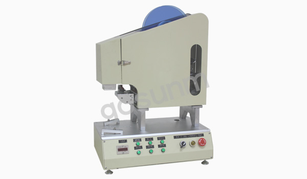 �߾��Ȱ��Ԅ�ƽ���N�˙C